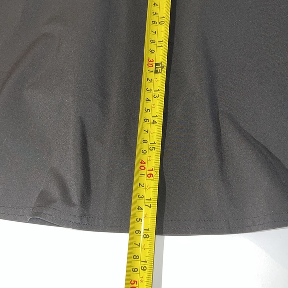 EUC Athleta Black All Day Skort Size 6  Lightweight Stretch Luxe Active Skirt - Picture 13 of 13